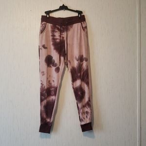 Medium Rue21 Burgundy Tie-Dye sweat pants